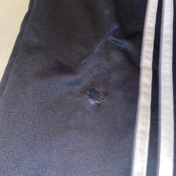 Adidas Classic Sweat Pants in Black Kids - Picture 5 of 5